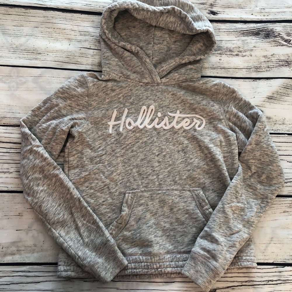 Hollister hoodie with pocket
